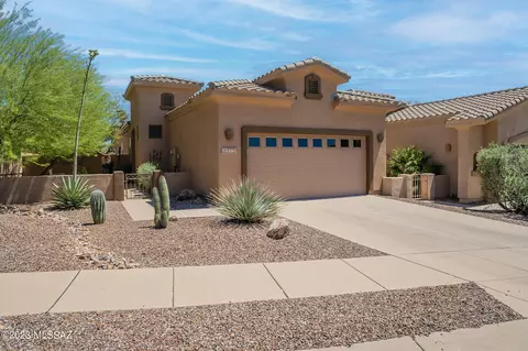 5120 N Pinnacle Point Dr, Tucson, AZ 85749