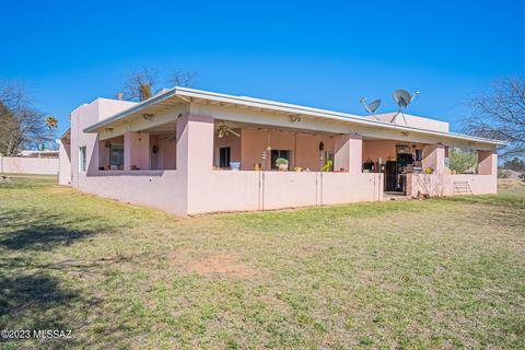 14 Amado Montosa Rd, Amado, AZ 85640