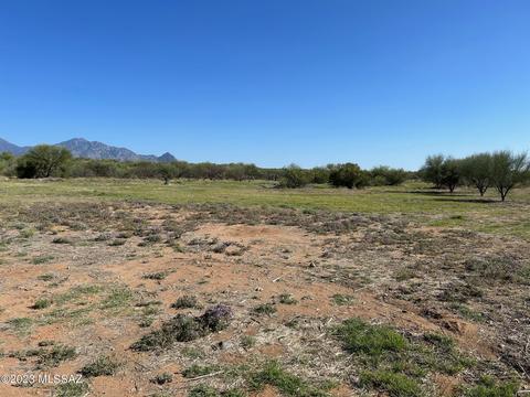 128 E Placita Colonia Real, Green Valley, AZ 85614