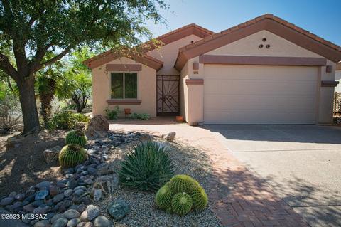 501 W Royal Troon Pl, Green Valley, AZ 85614