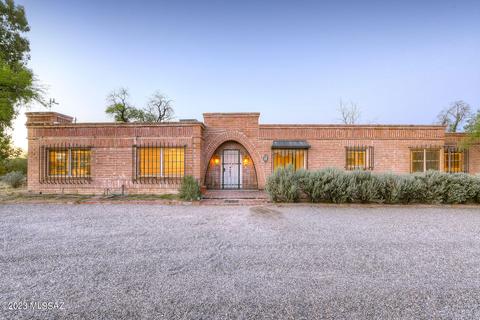 4924 E Calle Jabali, Tucson, AZ 85711