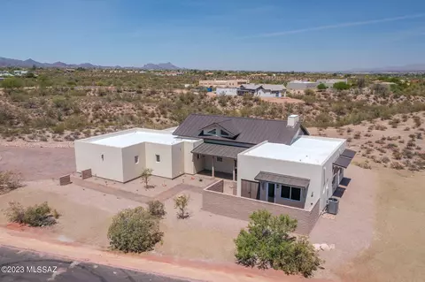 2790 W Black Cloud Ct W, Tucson, AZ 85745
