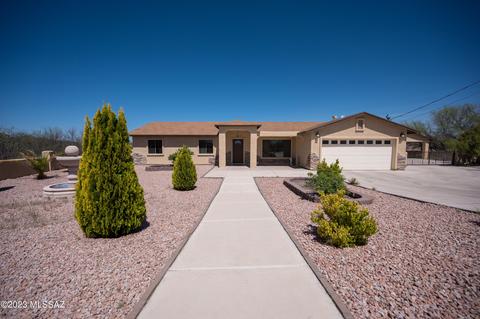 1062 Mal Ct, Rio Rico, AZ 85648