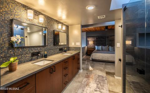 2240 E Lind Rd, Tucson, AZ 85719 photo 16