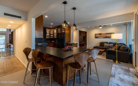 2240 E Lind Rd, Tucson, AZ 85719 photo 10