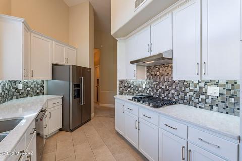 7086 E Chipmunk Ct, Tucson, AZ 85750 photo 15