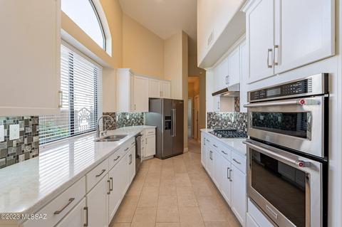 7086 E Chipmunk Ct, Tucson, AZ 85750 photo 14