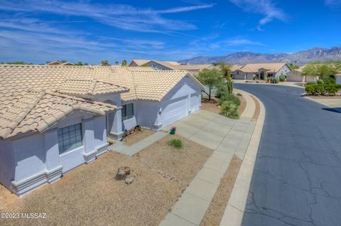11040 N Divot Dr, Oro Valley, AZ 85737