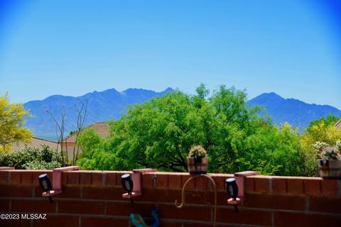 1133 W Ashworth Rd, Green Valley, AZ 85614