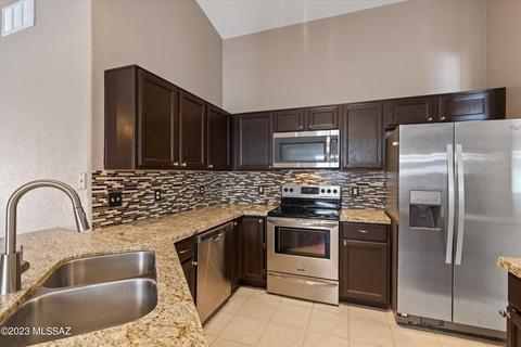 2155 E Tabular Pl, Oro Valley, AZ 85755 photo 11