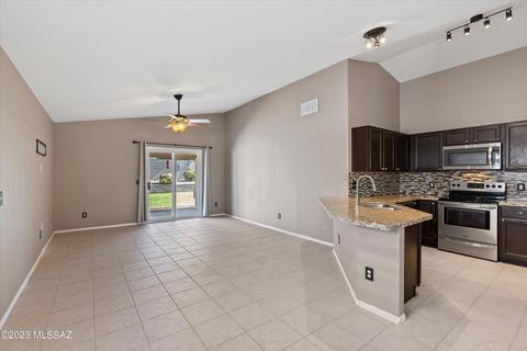 2155 E Tabular Pl, Oro Valley, AZ 85755 photo 13