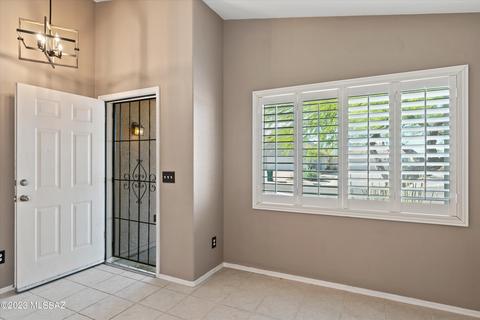 2155 E Tabular Pl, Oro Valley, AZ 85755 photo 4