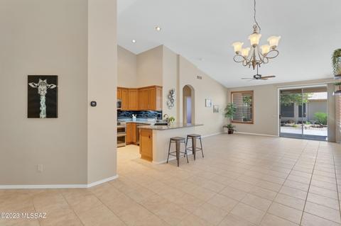 38905 S Carefree Dr, Saddlebrooke, AZ 85739