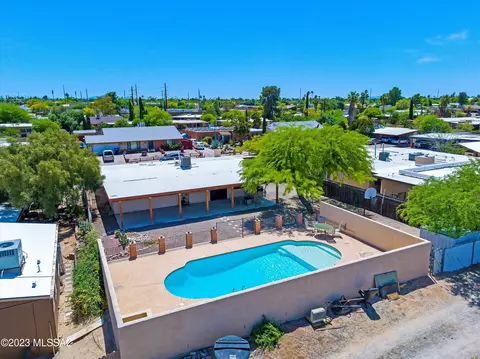 9471 E Calle Cascada, Tucson, AZ 85715
