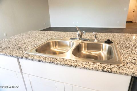 359 S Juniper, Benson, AZ 85602 photo 5