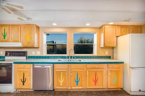 13575 E Kahlua Rd, Vail, AZ 85641 photo 8