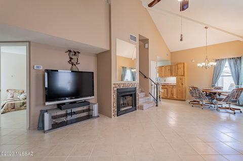 7512 E Shore Dr, Tucson, AZ 85715 photo 8