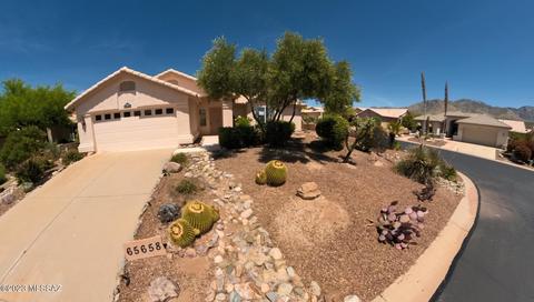 65658 E Rose Crest Dr, Tucson, AZ 85739