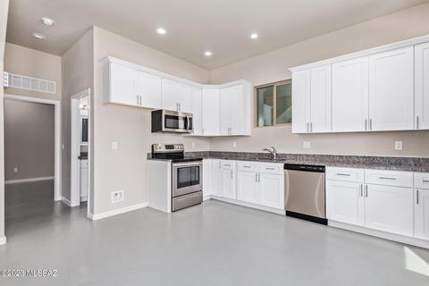 132 E Stone Ct, Tucson, AZ 85705 photo 6