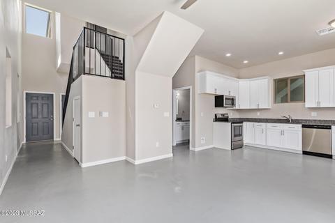 132 E Stone Ct, Tucson, AZ 85705 photo 3