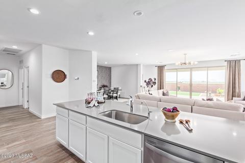 655 W Wilkinson St W, Vail, AZ 85641 photo 8