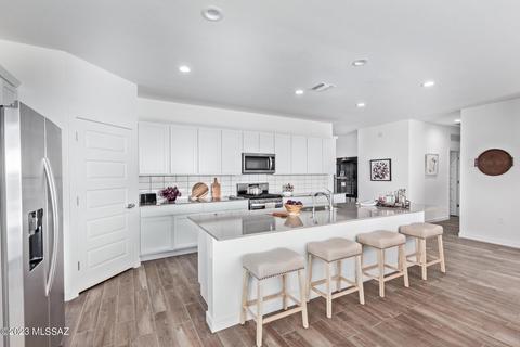 655 W Wilkinson St W, Vail, AZ 85641 photo 7