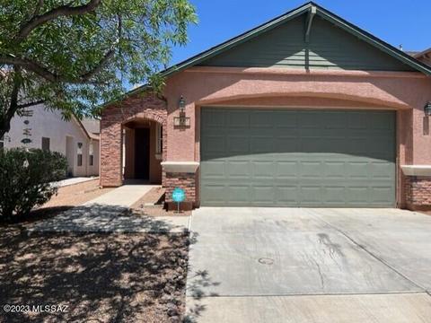 8410 W Razorbill Dr, Tucson, AZ 85757