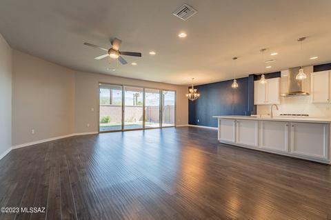 8977 E Wright School Loop, Tucson, AZ 85715 photo 11