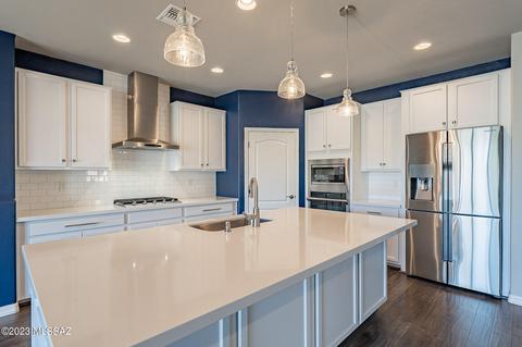 8977 E Wright School Loop, Tucson, AZ 85715 photo 9