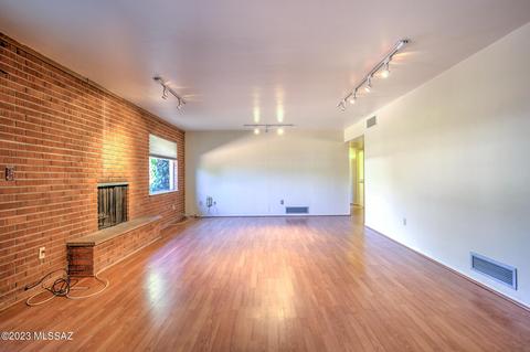 5719 E 7th St, Tucson, AZ 85711 photo 10