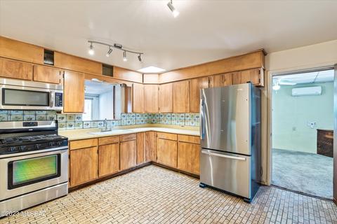 902 E Prince Rd, Tucson, AZ 85719 photo 11