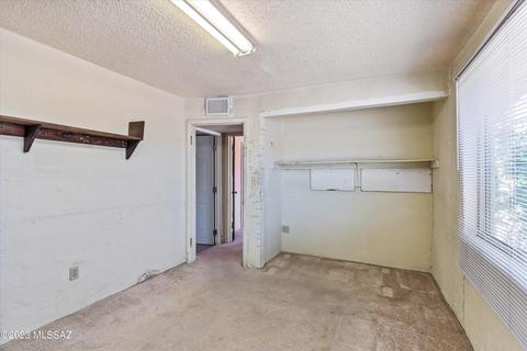 902 E Prince Rd, Tucson, AZ 85719 photo 10