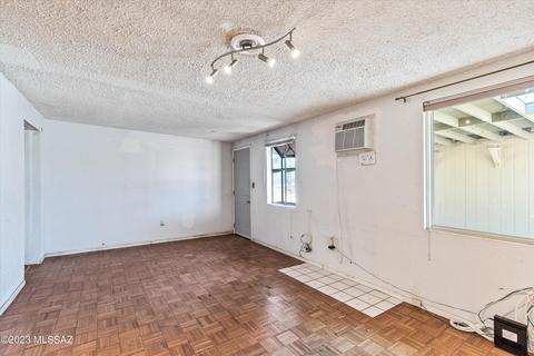 902 E Prince Rd, Tucson, AZ 85719 photo 18