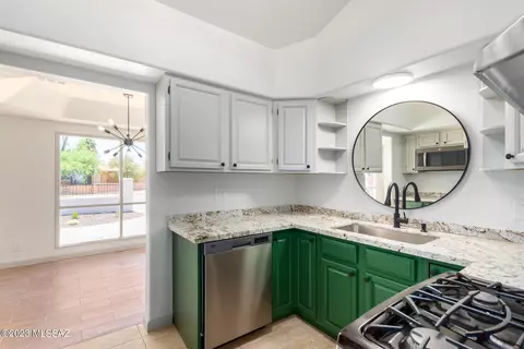 5609 E 20th St, Tucson, AZ 85711 photo 11