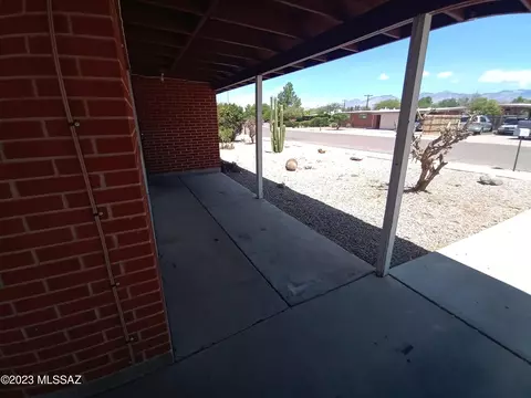 7202 E Sylvane Dr, Tucson, AZ 85710 photo 11