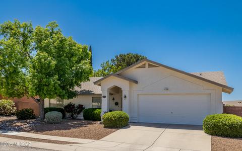 8300 S Via Del Barquero, Tucson, AZ 85747