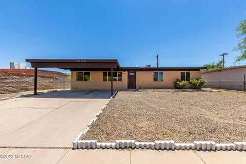 1755 W Calle Acapulco, Tucson, AZ 85713
