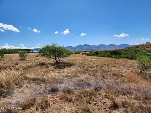 108 Lado De Loma Dr, Nogales, AZ 85621
