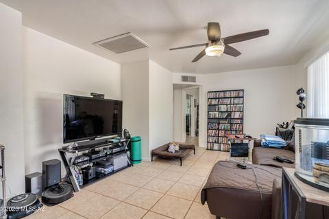 2402 E Copper St, Tucson, AZ 85719 photo 15