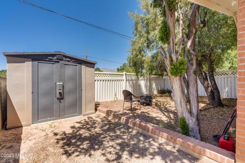 2402 E Copper St, Tucson, AZ 85719 photo 24