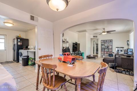 2402 E Copper St, Tucson, AZ 85719 photo 16