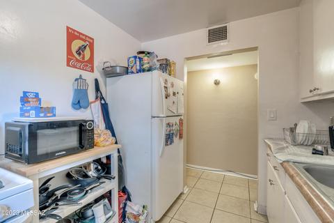 2402 E Copper St, Tucson, AZ 85719 photo 31