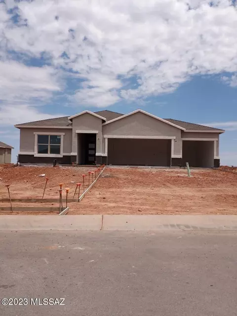 500 W Lexington St, Vail, AZ 85641