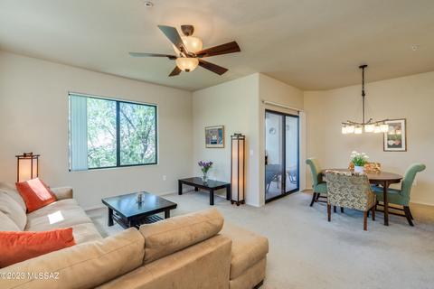 2550 E River Rd #5302, Tucson, AZ 85718