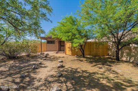 1088 E Seneca St, Tucson, AZ 85719