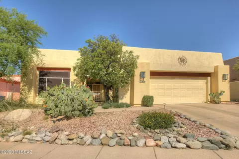 2450 N Adron Ave, Tucson, AZ 85715