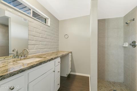 5643 E Baker St, Tucson, AZ 85711 photo 13
