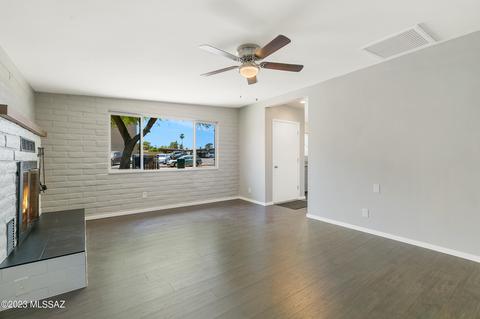 5643 E Baker St, Tucson, AZ 85711 photo 4