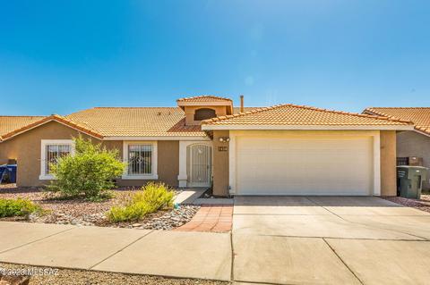 2454 S Perillo Dr, Tucson, AZ 85710