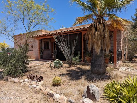 7424 N La Canada Dr, Tucson, AZ 85704